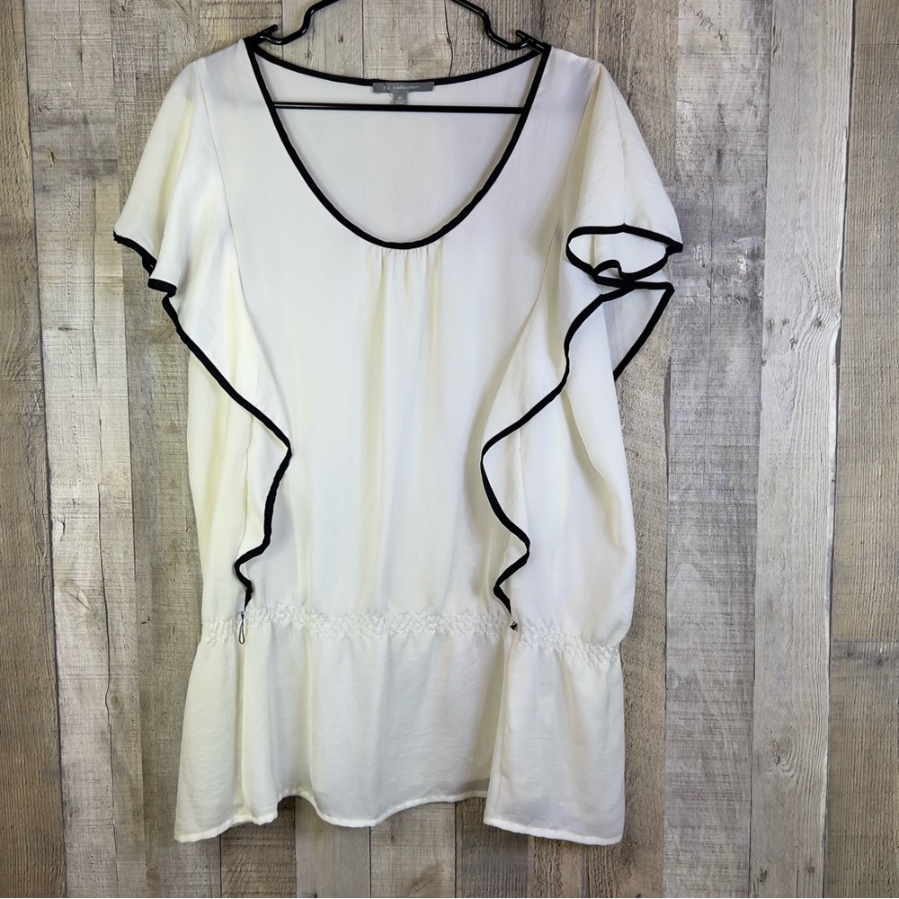 NY Collection Size XL Cream Top with Black Trim Ruffle Flutter Sleeves S…